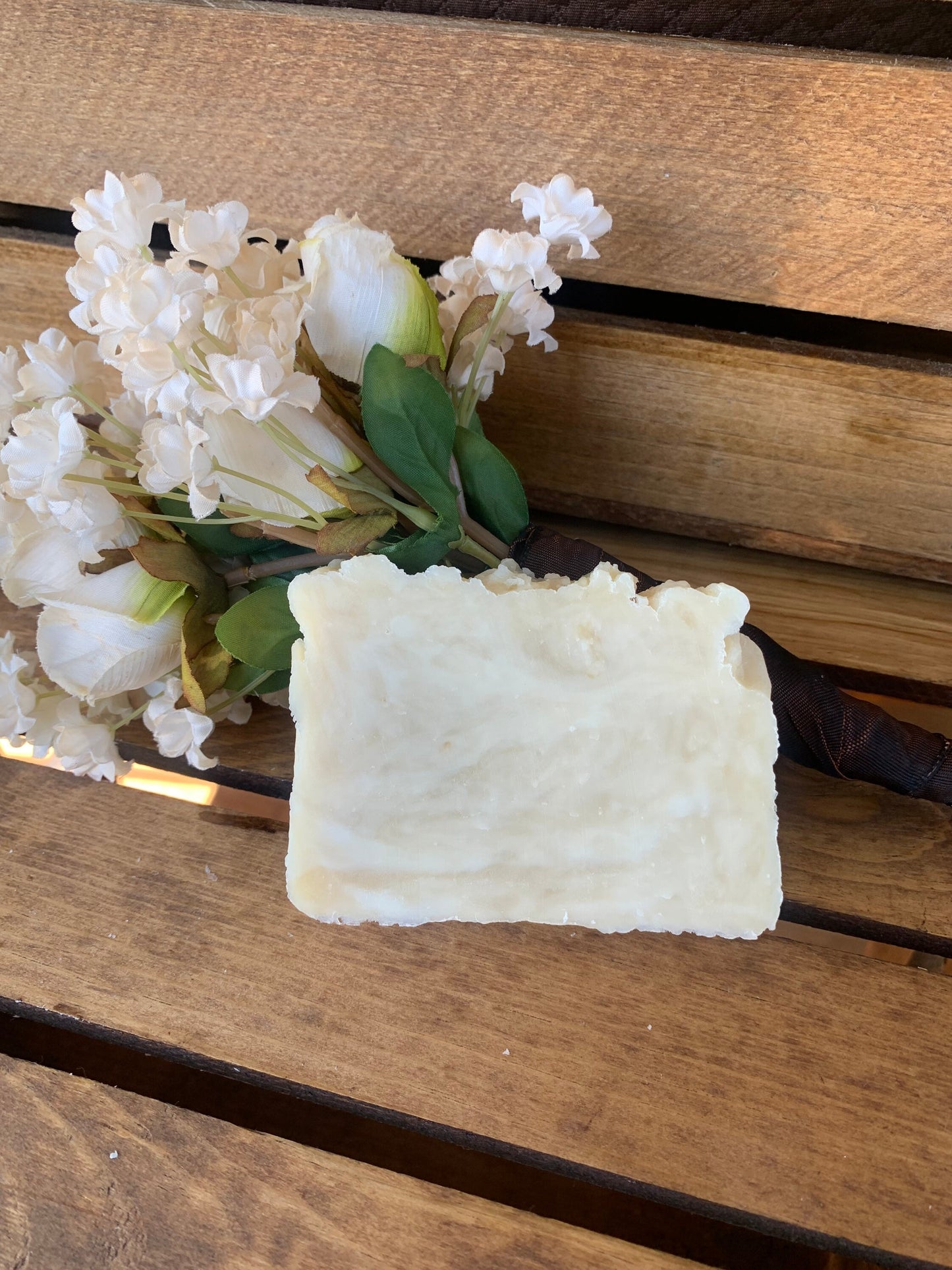 White Gardenia Bar Soap- made with beeswax and honey - Palm Free Soap