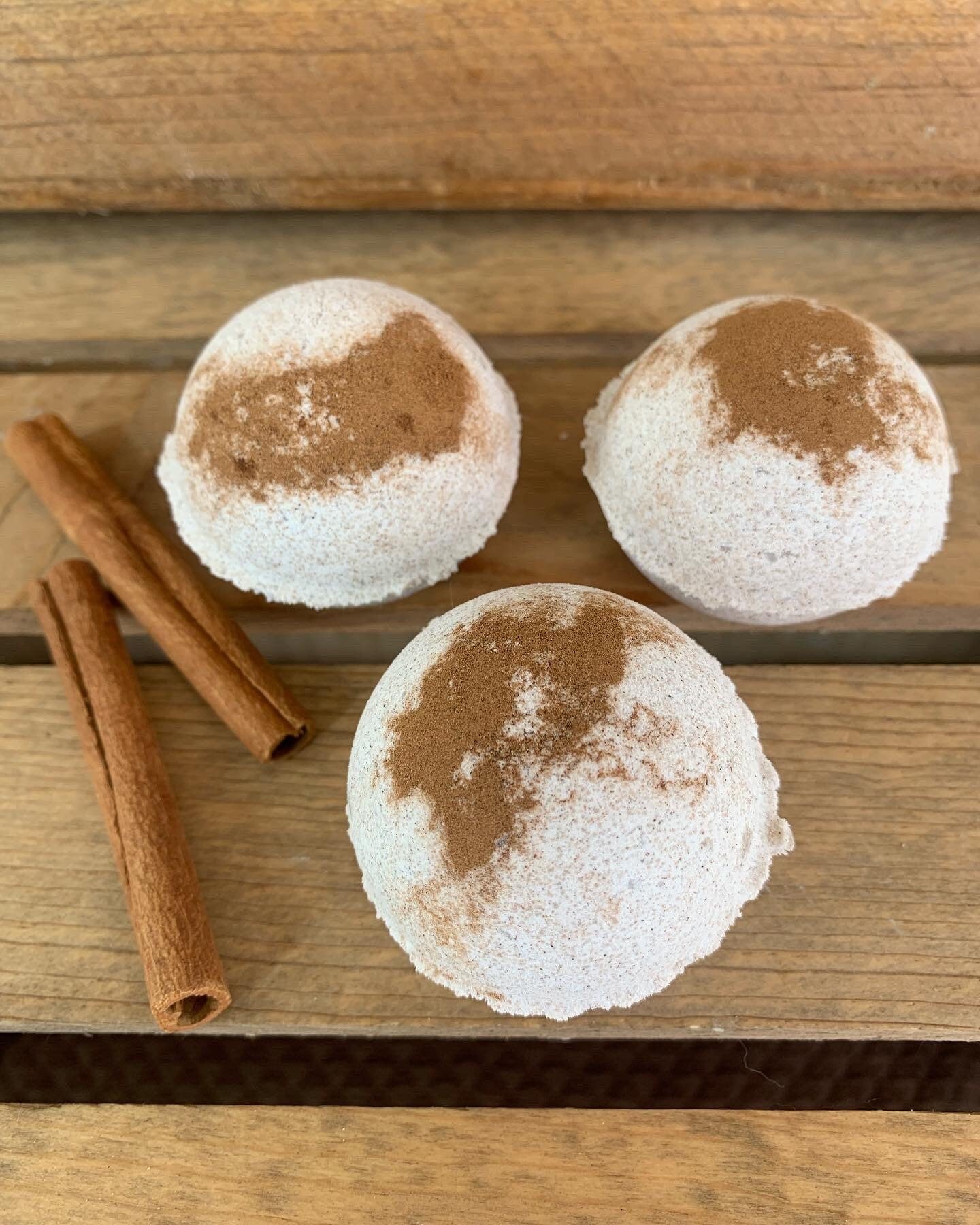 Cinnamon Bath Bomb- Natural Bath Bomb