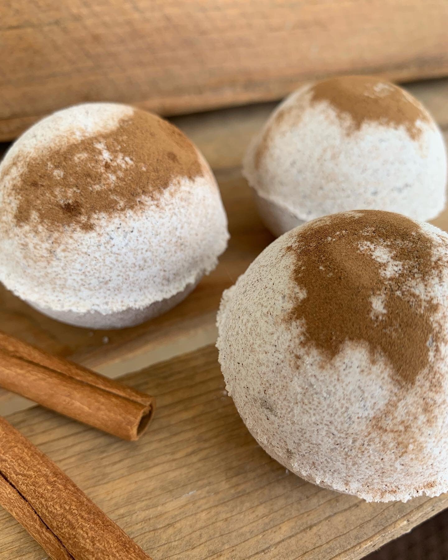 Cinnamon Bath Bomb- Natural Bath Bomb
