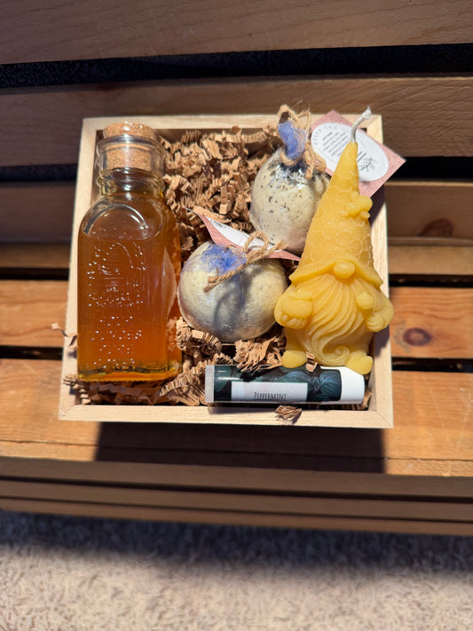 All Natural Gift Box: Raw Honey, Beeswax Gnome Candle, Bath Bombs, Lip Balm