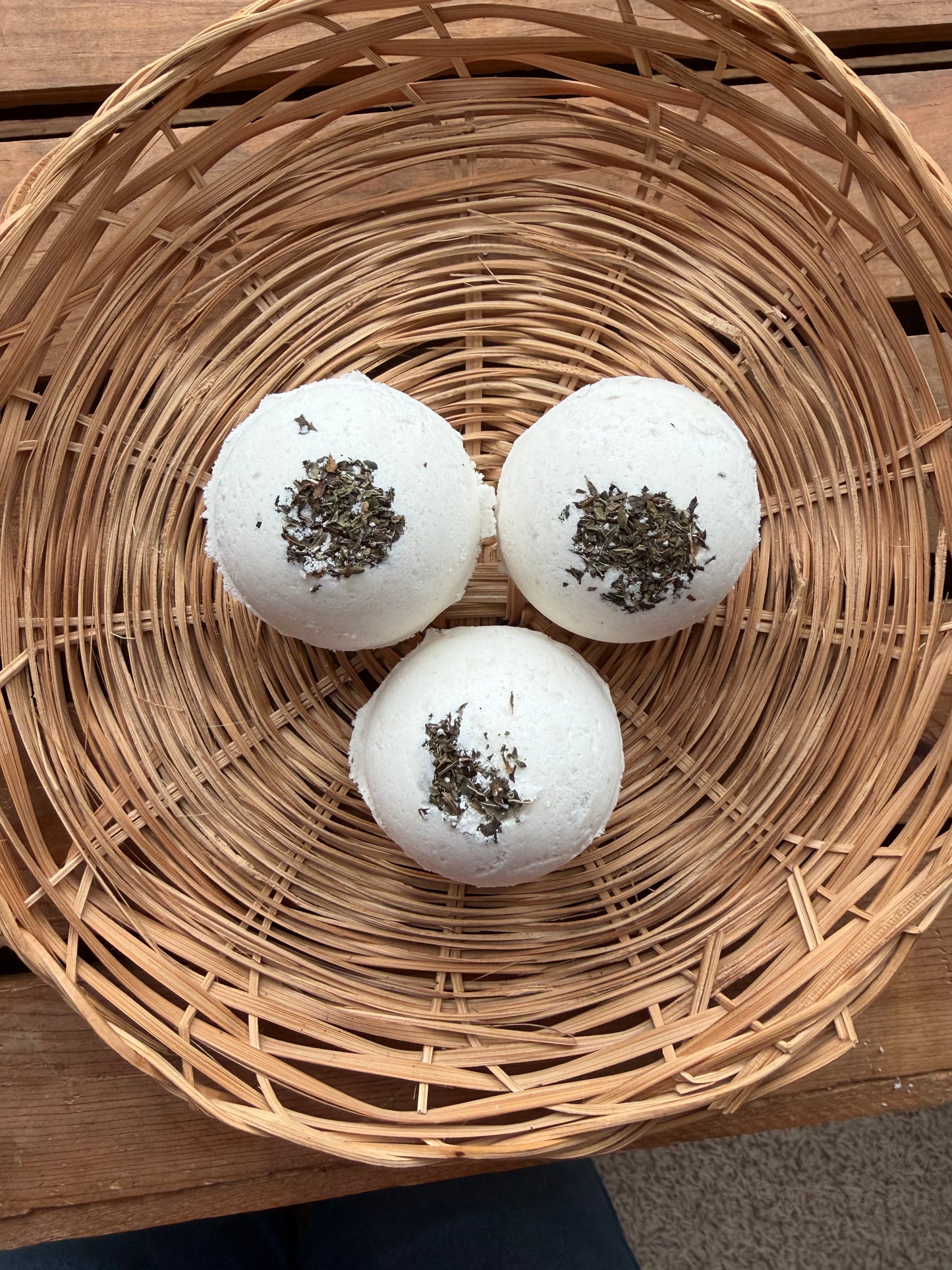 Spearmint Eucalyptus Bath Bomb - Natural Spa Experience