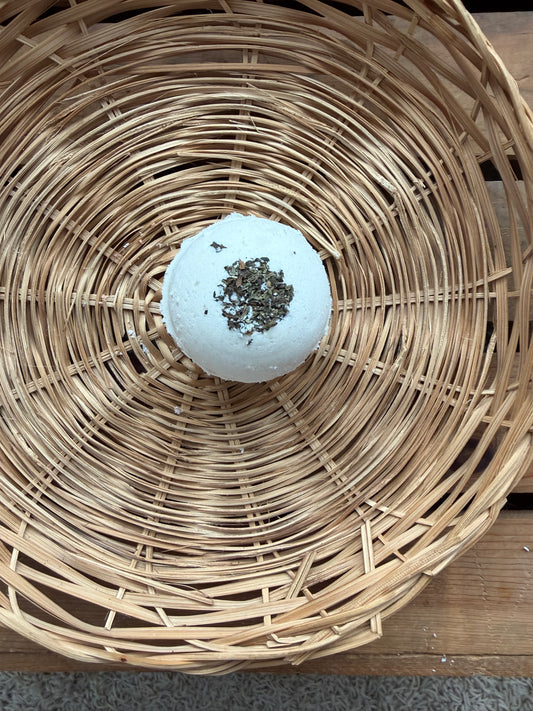 Spearmint Eucalyptus Bath Bomb - Natural Spa Experience