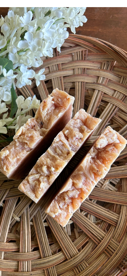 Lilac Bar Soap- 4 oz Bar Soap- Beeswax and Honey Soap- Natural Handmade Soap - Palm Free Soap
