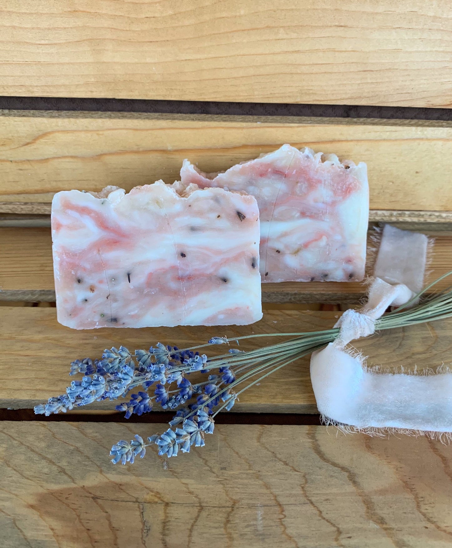 Lavender Bar Soap- Moisturizing Soap- Beeswax and Honey Soap - Palm Free Soap